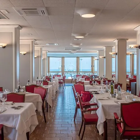 Hotel Flamingo 3*