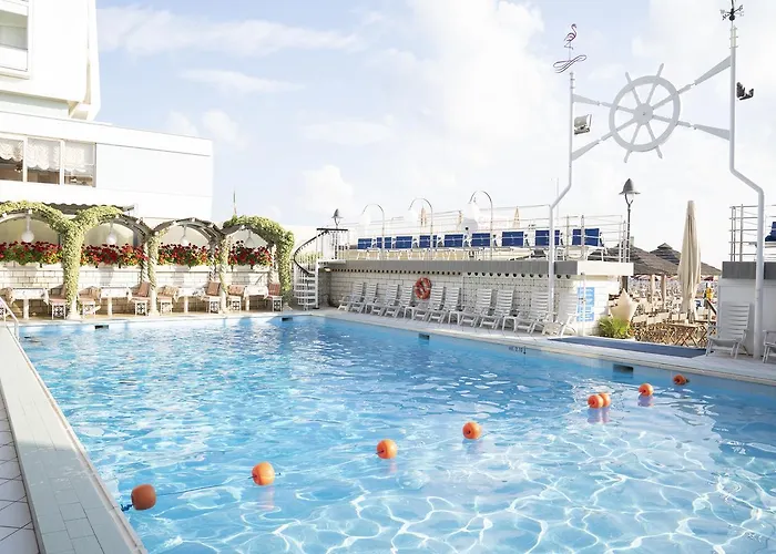 Hotel Flamingo 3*