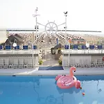 Hotel Flamingo 3*